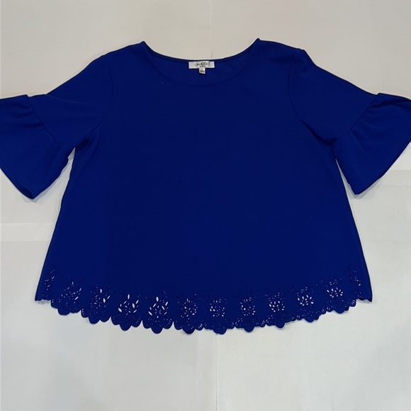 Moa Moa Woman Cobalt Blue Ruffle Sleeve Blouse Size 1X Laser Cut Hem - Picture 3 of 5